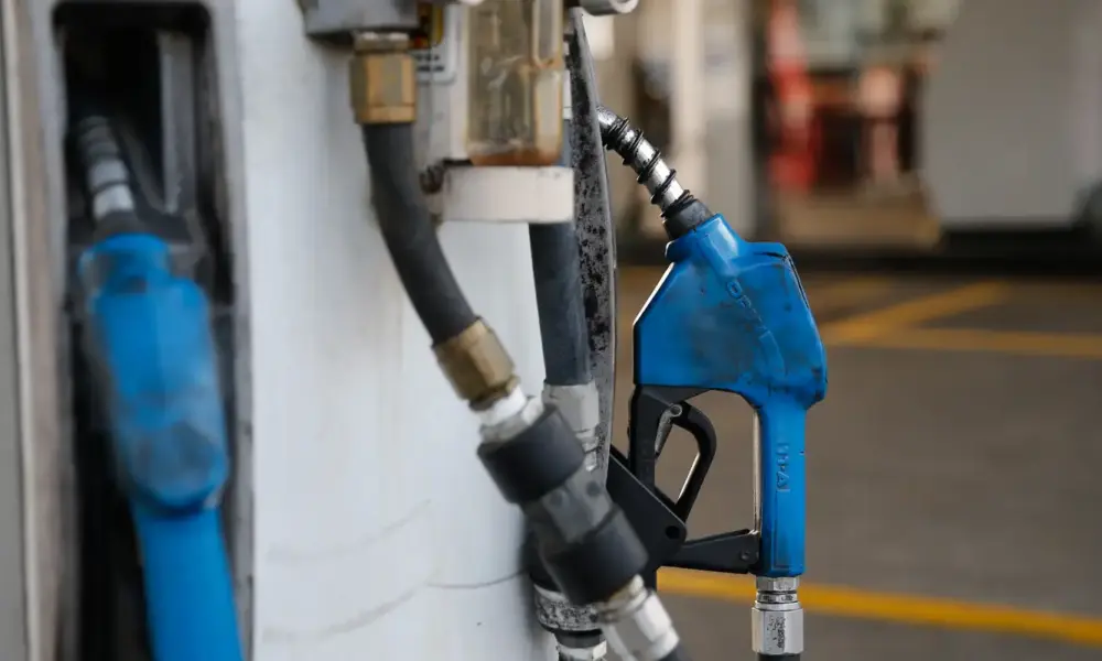 ANP realiza primeira redução no preço do diesel desde o início da guerra no Oriente Médio