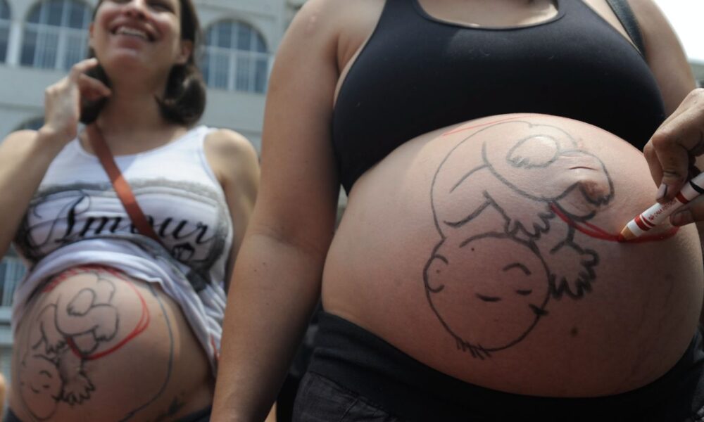 Fatores sociais e estruturais influenciam aumento de cesarianas entre mulheres