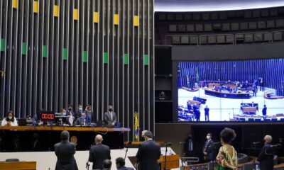 Ministro Flávio Dino convoca partidos a esclarecer controle de emendas parlamentares