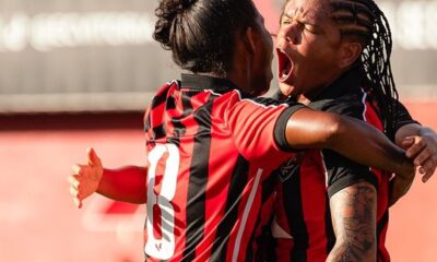 Vitória derrota Botafogo e assume a lanterna no retorno do Brasileiro Feminino